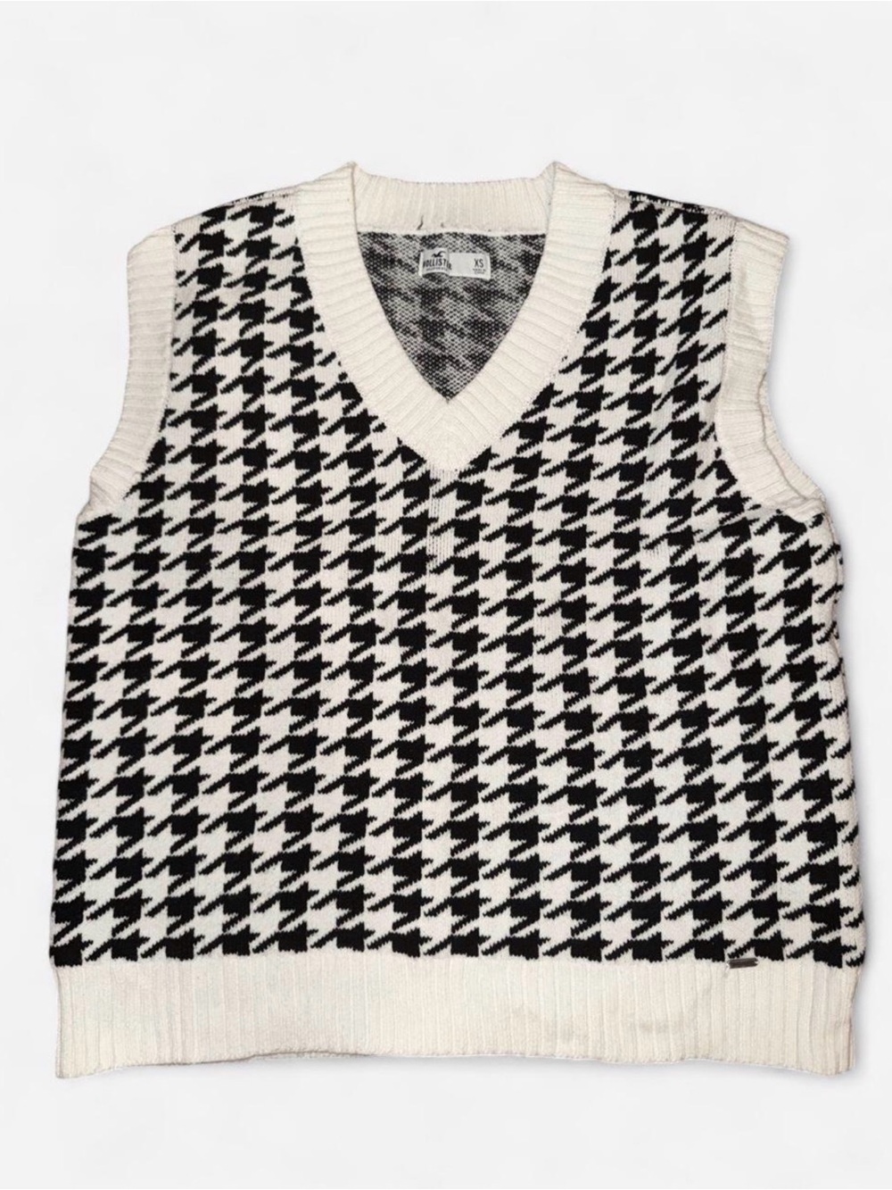 Hollister Women’s Houndstooth Sweater Black & White Vest